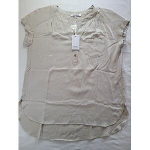 NWT Rose + Olive Blouse Womens L Cream Cap Sleeve High Low Rayon Top